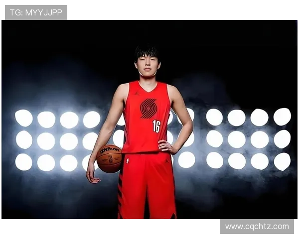 杨瀚森背靠背砍三双失误犯规齐飞