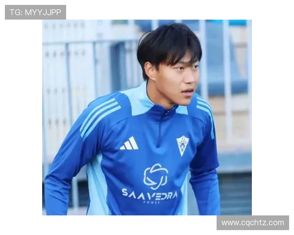 杜月徵：西协甲水平比中超高一点，不想只是在欧洲混板凳